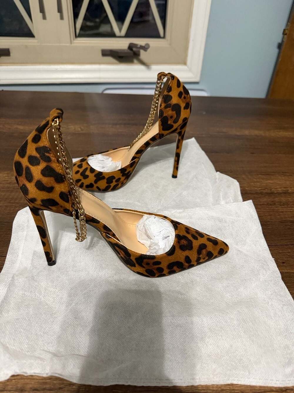 Leopard Print Pointed Toe Stiletto Pumps with Gold Chain